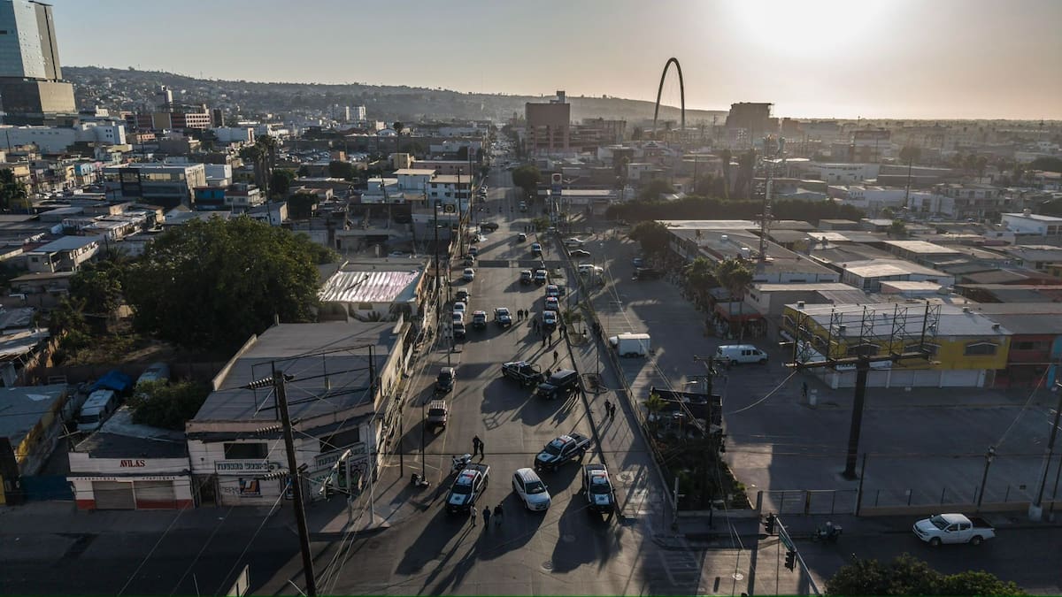 Balacera y persecución desatan fuerte movilización en Zona Centro de Tijuana