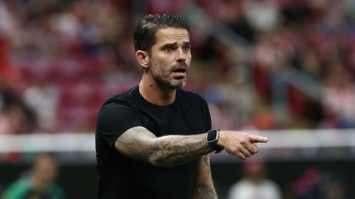 ¿Qué le pasó a Fernando Gago y cuál es su estado de salud tras ser internado en Santiago de Chile?