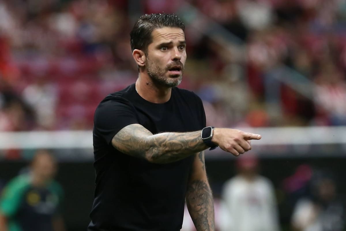 ¿Qué le pasó a Fernando Gago y cuál es su estado de salud tras ser internado en Santiago de Chile?