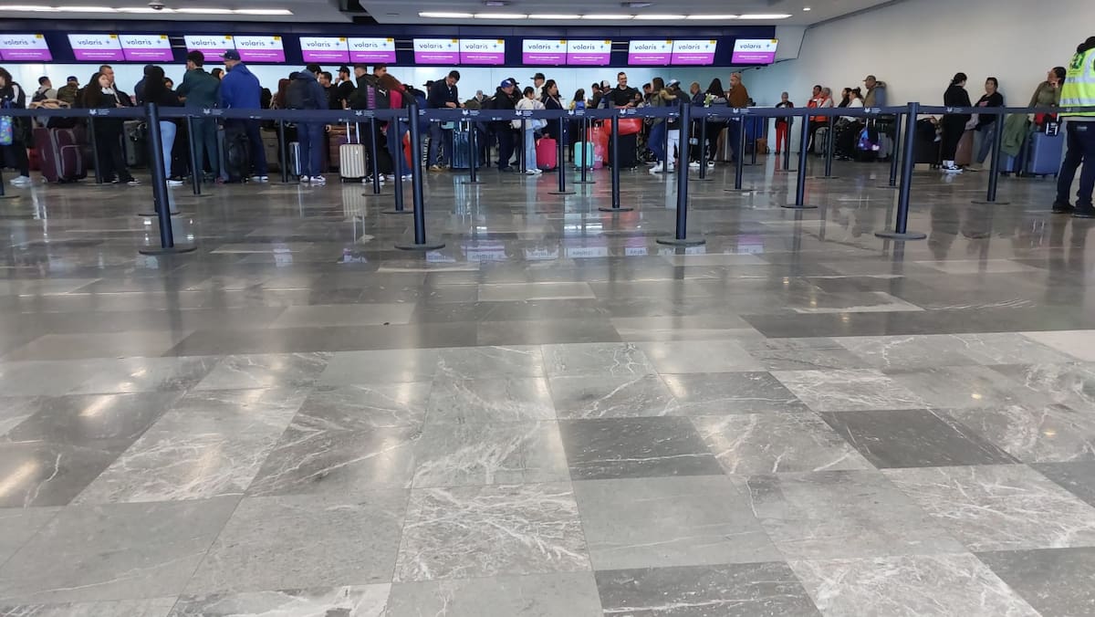 Cientos de viajeros comienzan a viajar a otros estados de la República previo a Navidad.