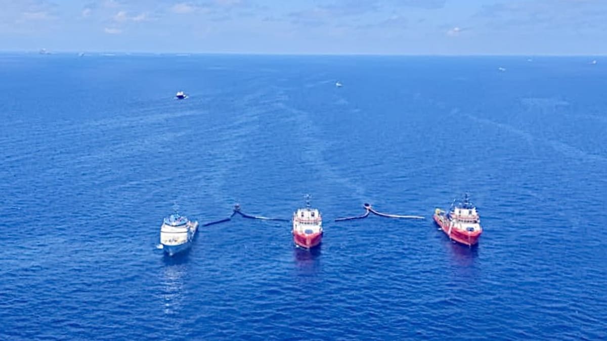 ASEA controla derrame de petróleo en instalaciones marinas de Pemex frente a Campeche y mantiene medidas para contener y monitorear el incidente
