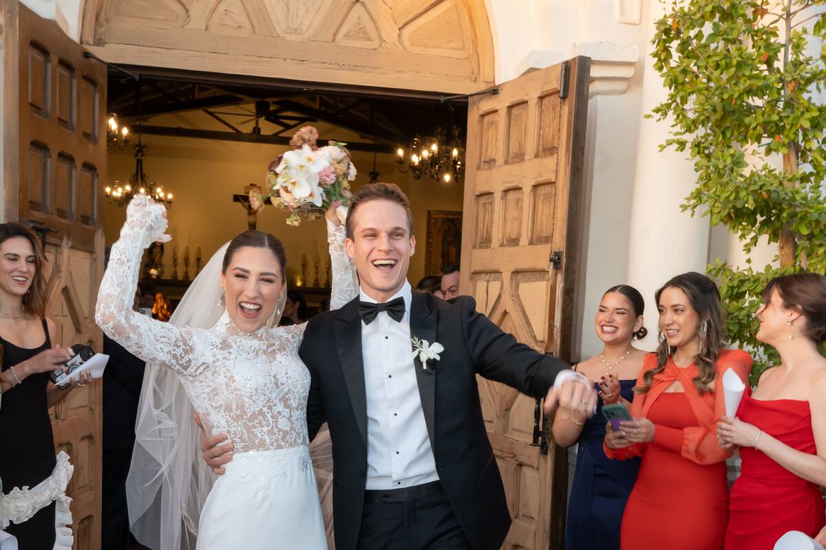 Ceremonia y fiesta inolvidable: Estefanía y Carlos sellan su amor