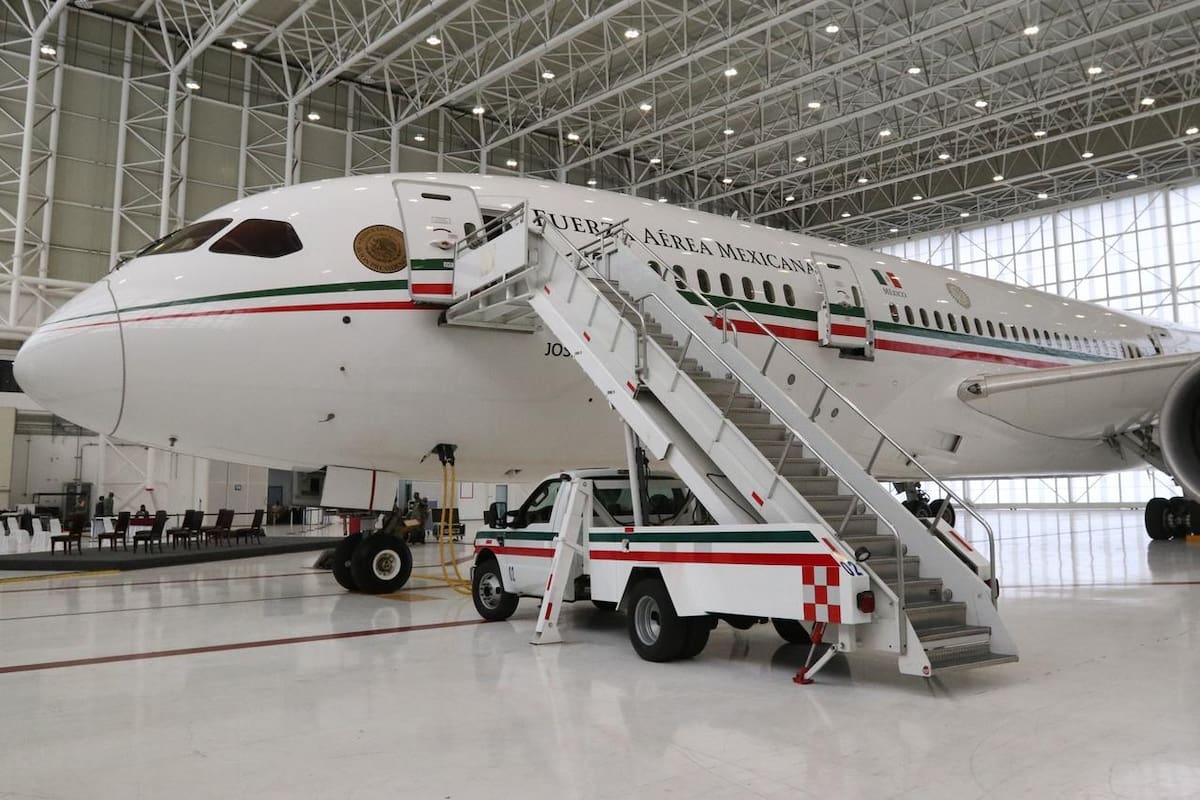 Admite AMLO que ha sido difícil vender avión presidencial