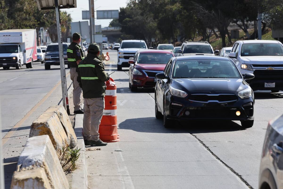 Ahora la Policía Municipal y la Sindicatura Procuradora estarán a cargo del tránsito en el cruce fronterizo.