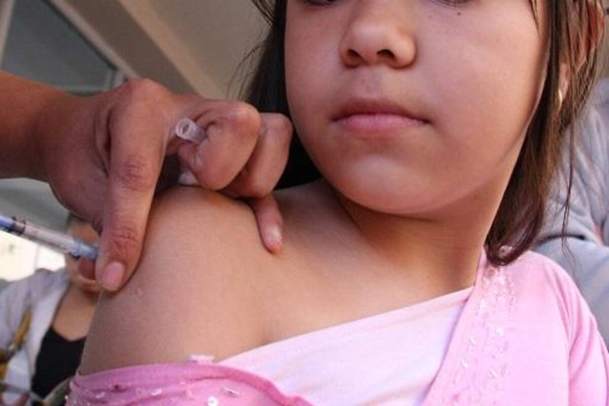 Menores amparados no tienen garantía de segunda dosis: Salud
