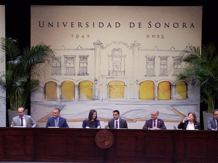 Universidad de Sonora celebra 83 años y reconoce a 82 estudiantes con el Premio a la Trayectoria