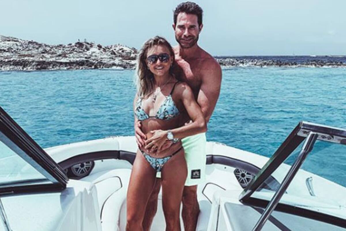 Luce Angelique Boyer sus curvas en bikini