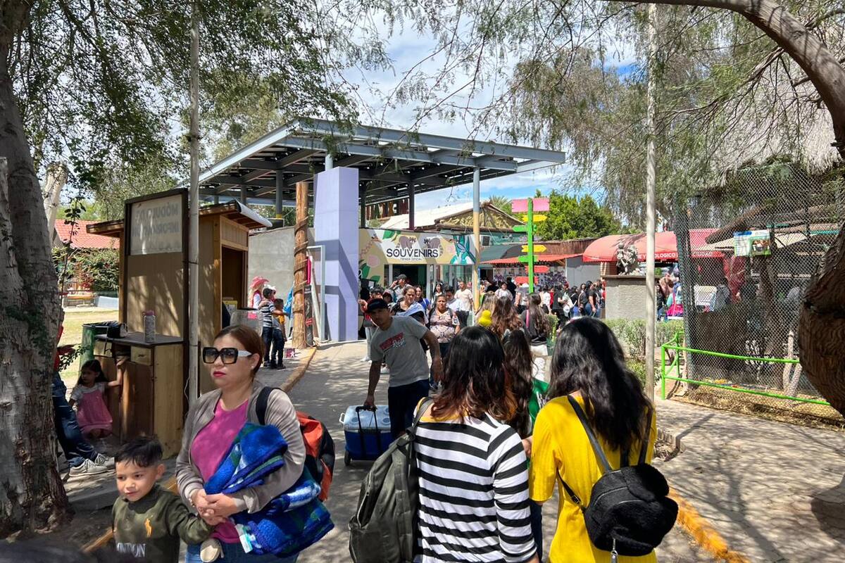 Acuden miles al Bosque de la Ciudad este domingo de Pascua