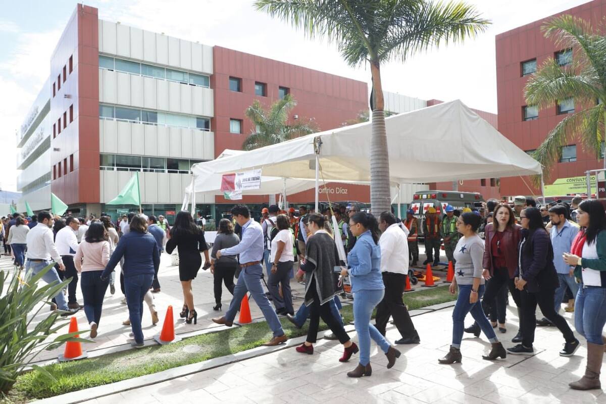 Así se vivió el macrosimulacro de sismo en algunas partes de México