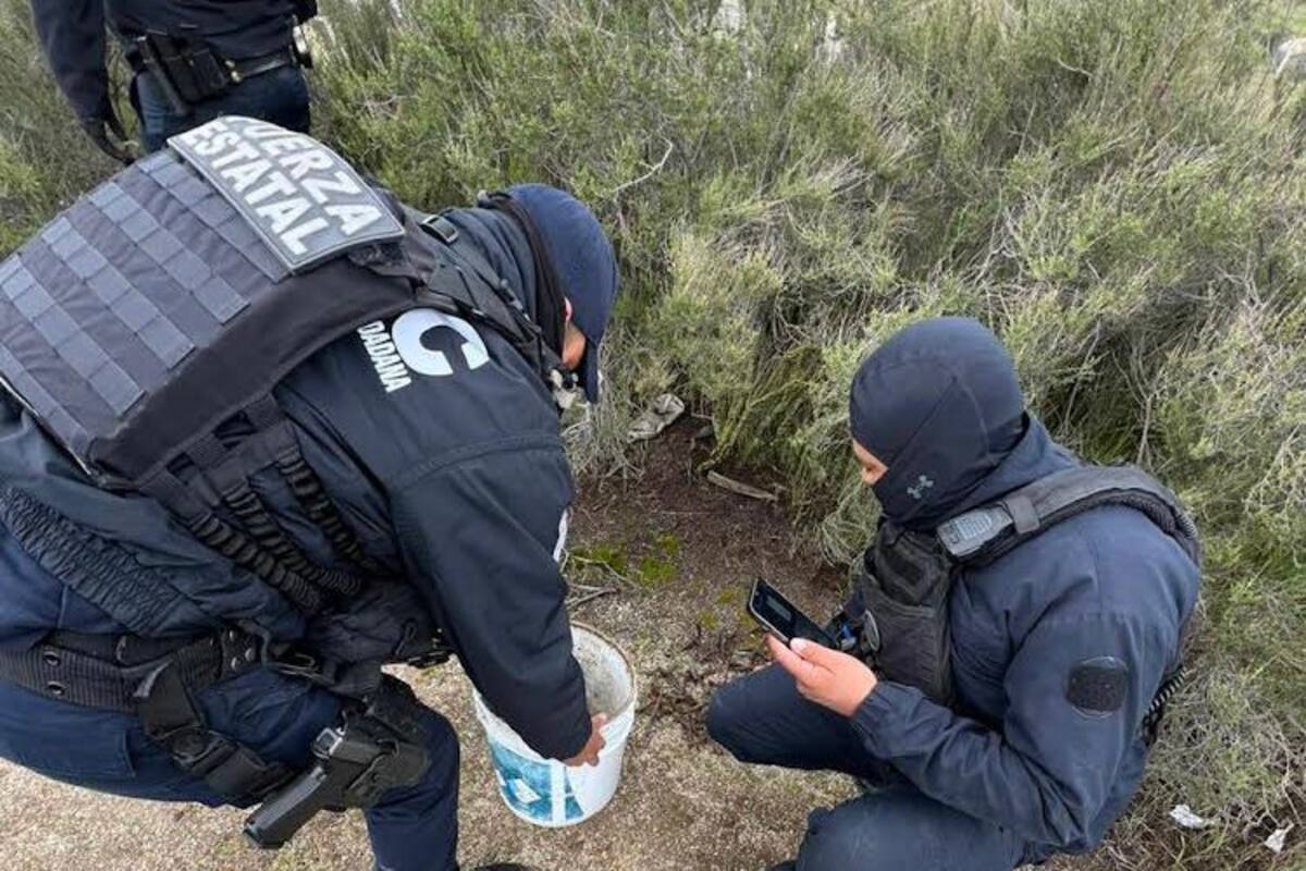 Aseguran 'poncha llantas' y droga en Tecate