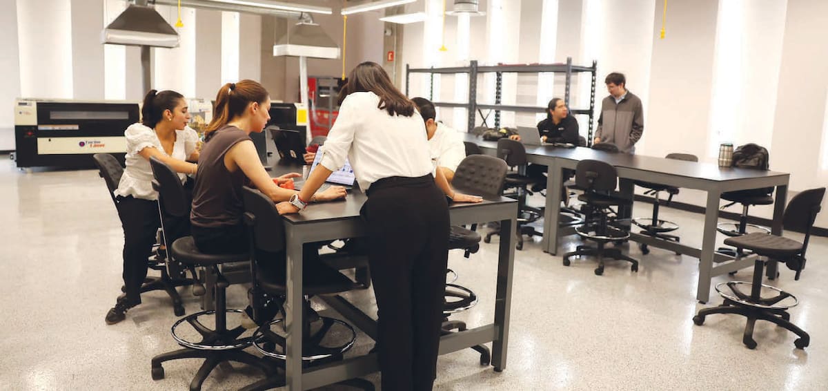 Instalaciones de primer nivel tendrán los estudiantes de la Escuela de Arquitectura, Arte y Diseño (EAAD) y de la Escuela de Ingeniería y Ciencias (EIC).