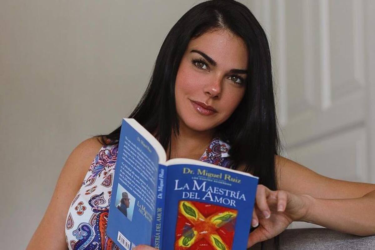 Livia Brito sorprende con escote en redes sociales