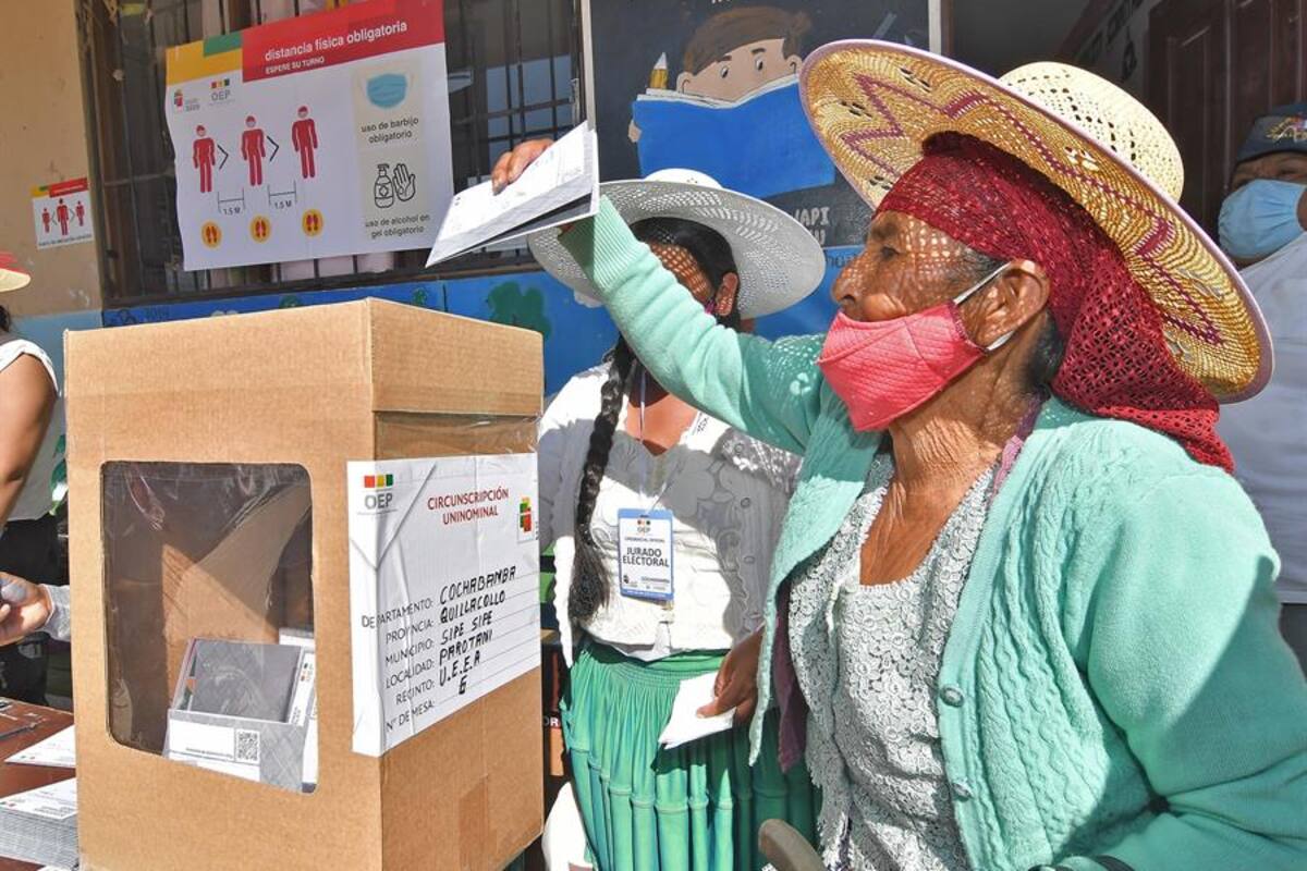 Elecciones en Bolivia: Los bolivianos comienzan a votar para elegir presidente y nuevo Parlamento