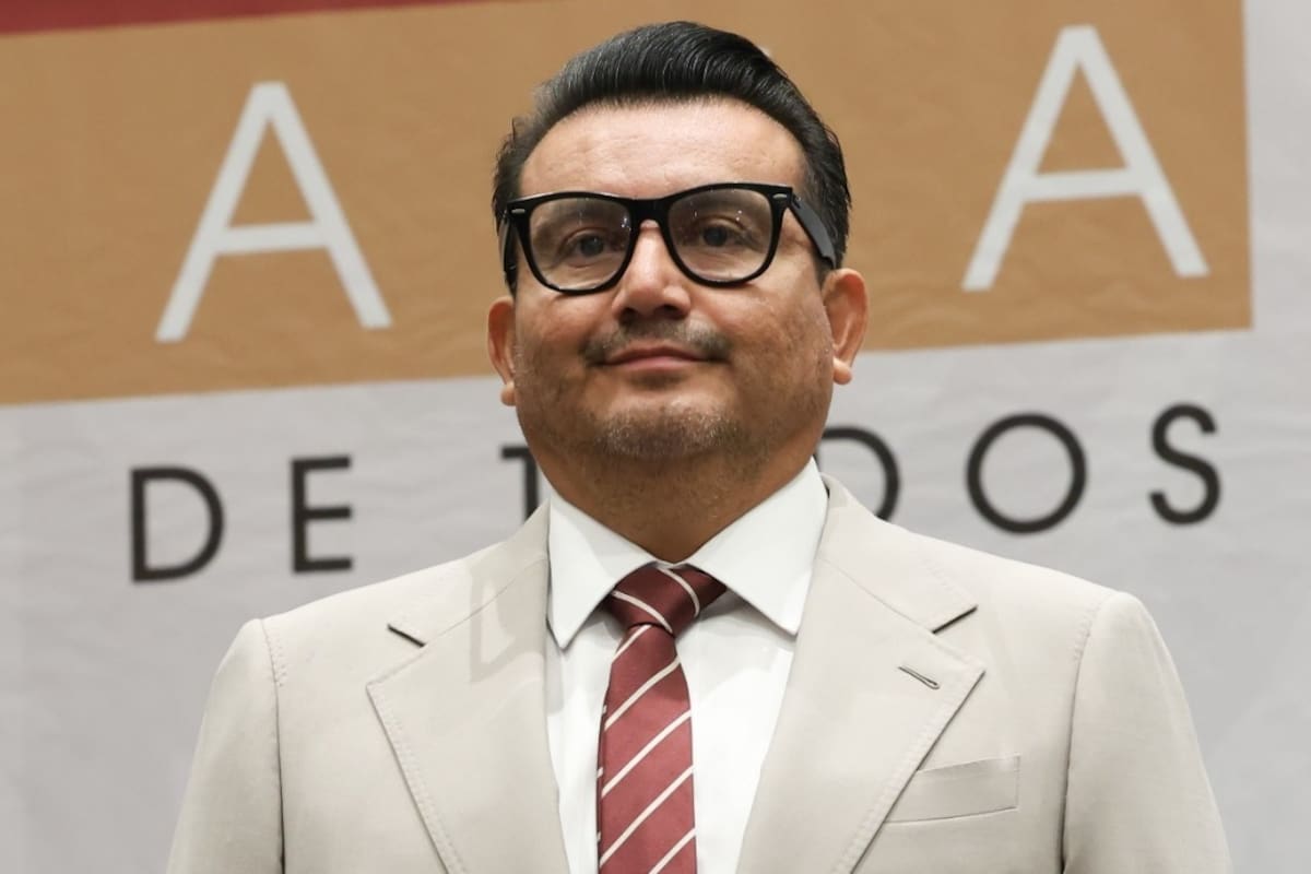 Secretario de Gobierno califica como burla compra de software por 90 millones en administración pasada