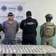 Detienen a motociclista con más de un kilo de mariguana
