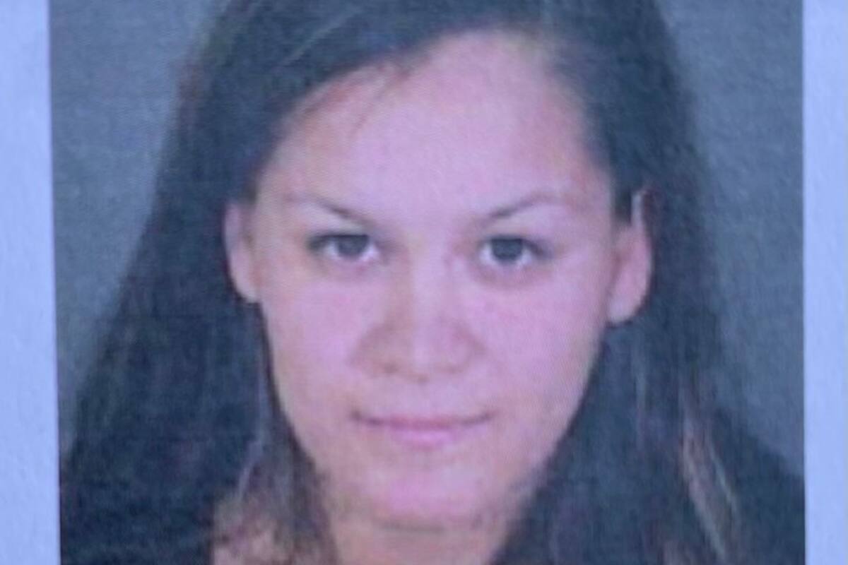 Madre hispana ahoga a sus hijos para “protegerlos” en Reseda, California