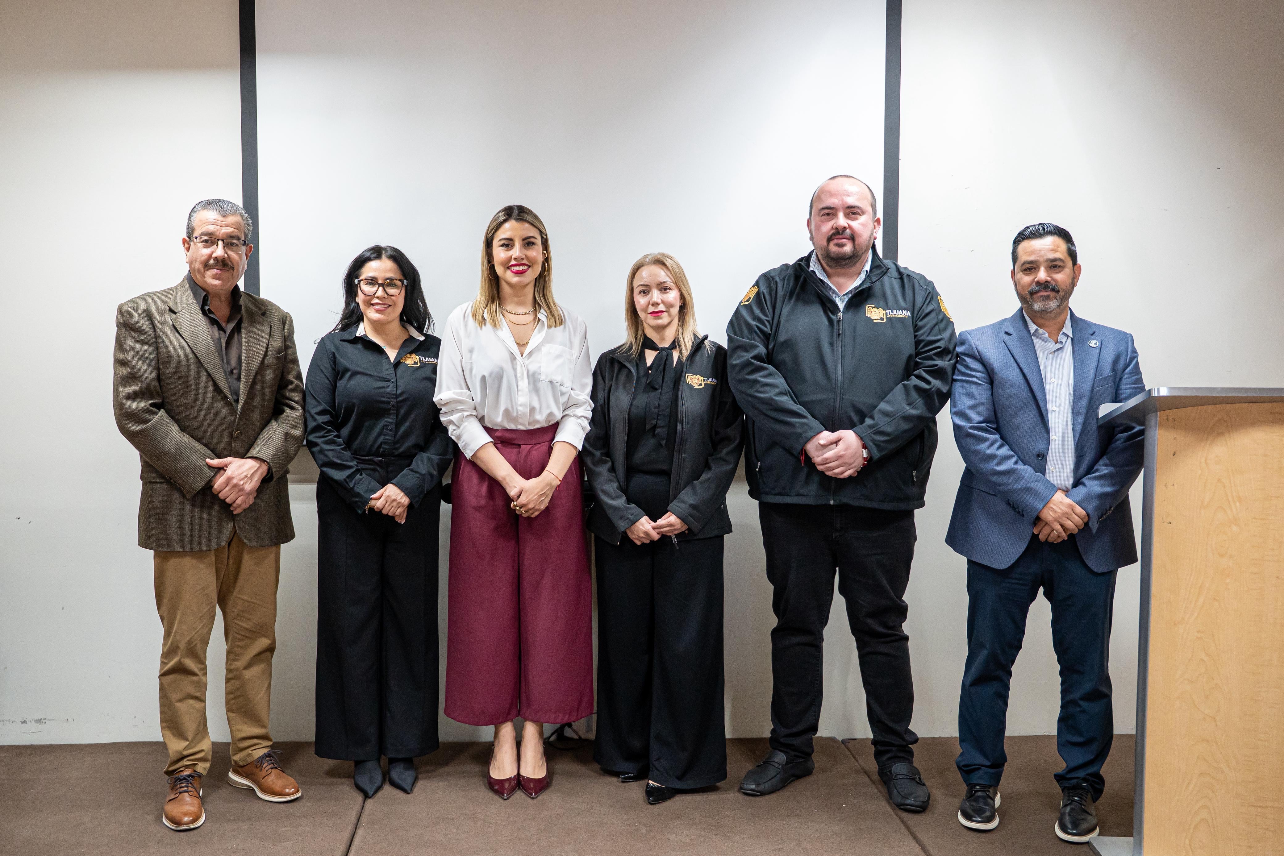 La Dirección de Inspección y Verificación orientó al sector empresarial sobre requisitos y procesos regulatorios. Foto: Cortesía