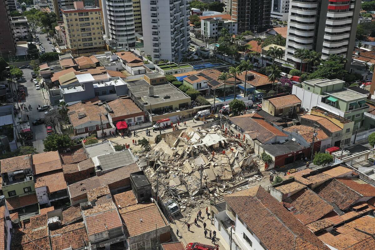 Al menos 2 muertos y 9 desaparecidos en derrumbe de edificio en Brasil