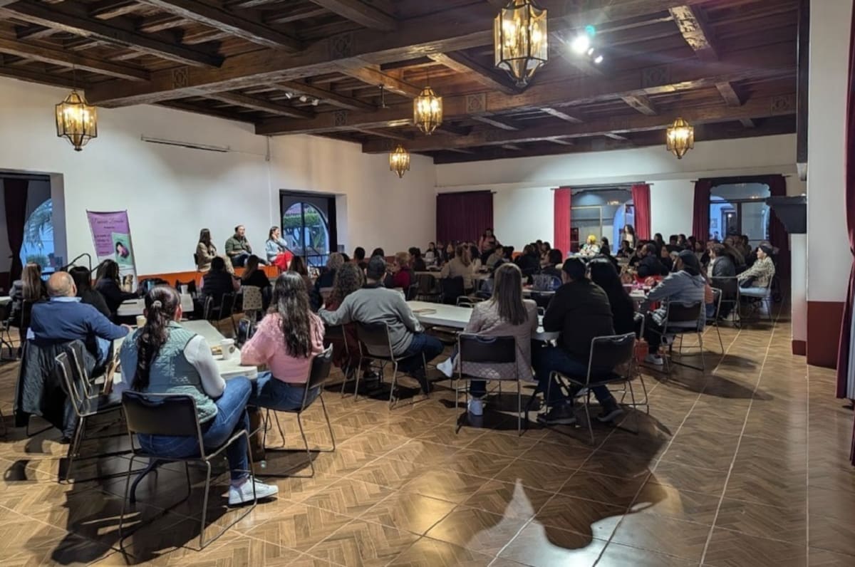 Los Jueves de Metanoia se realizan cada tercer jueves de mes en el Riviera de Ensenada.