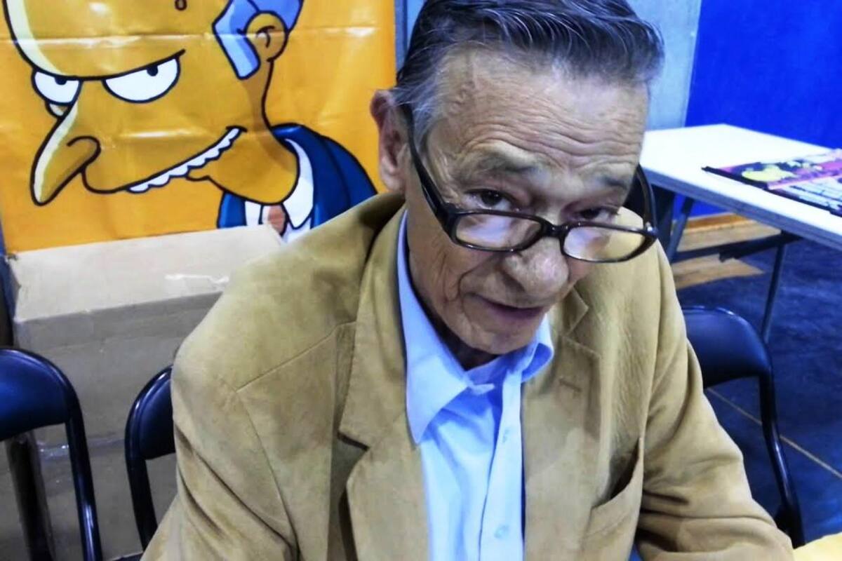 Gabriel Chávez, la voz del “Señor Burns”, presenta síntomas de Covid-19