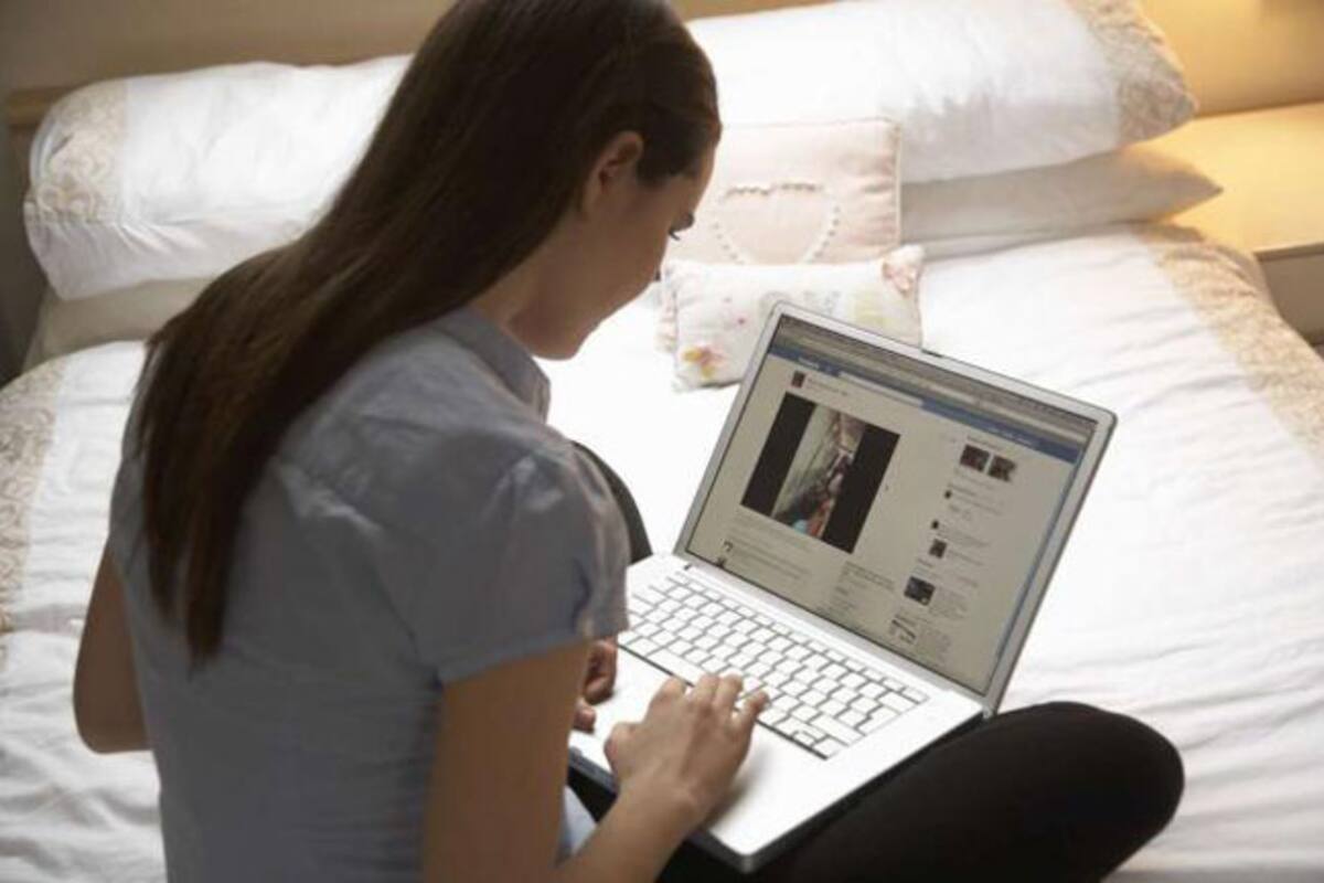Profesionistas prefieren buscar ofertas de trabajo a través de Internet