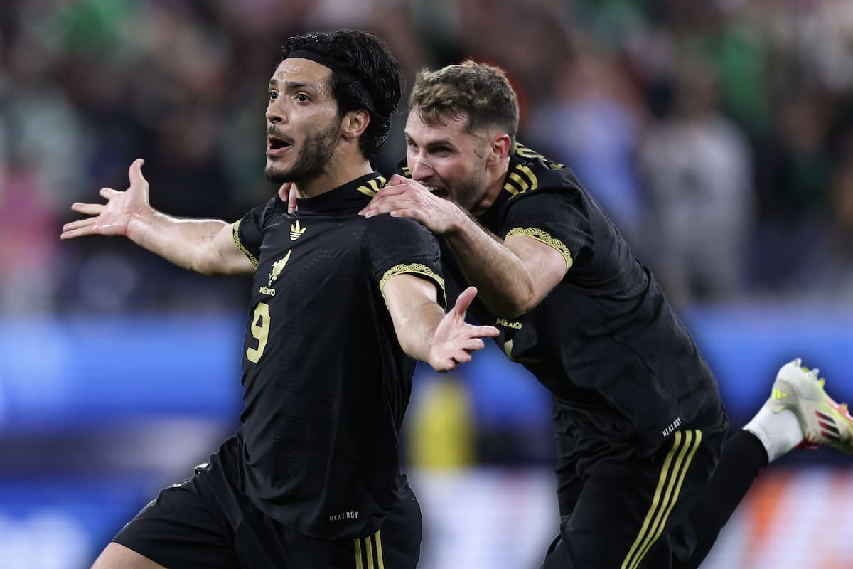 ¿Por qué no juegan Raúl Jiménez ni Santi Giménez frente a Turquía?