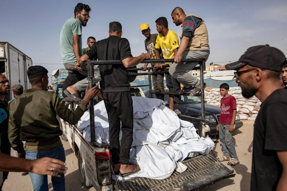 Israel bombardea de nuevo un campo de refugiados en Rafah; hay al menos 21 muertos