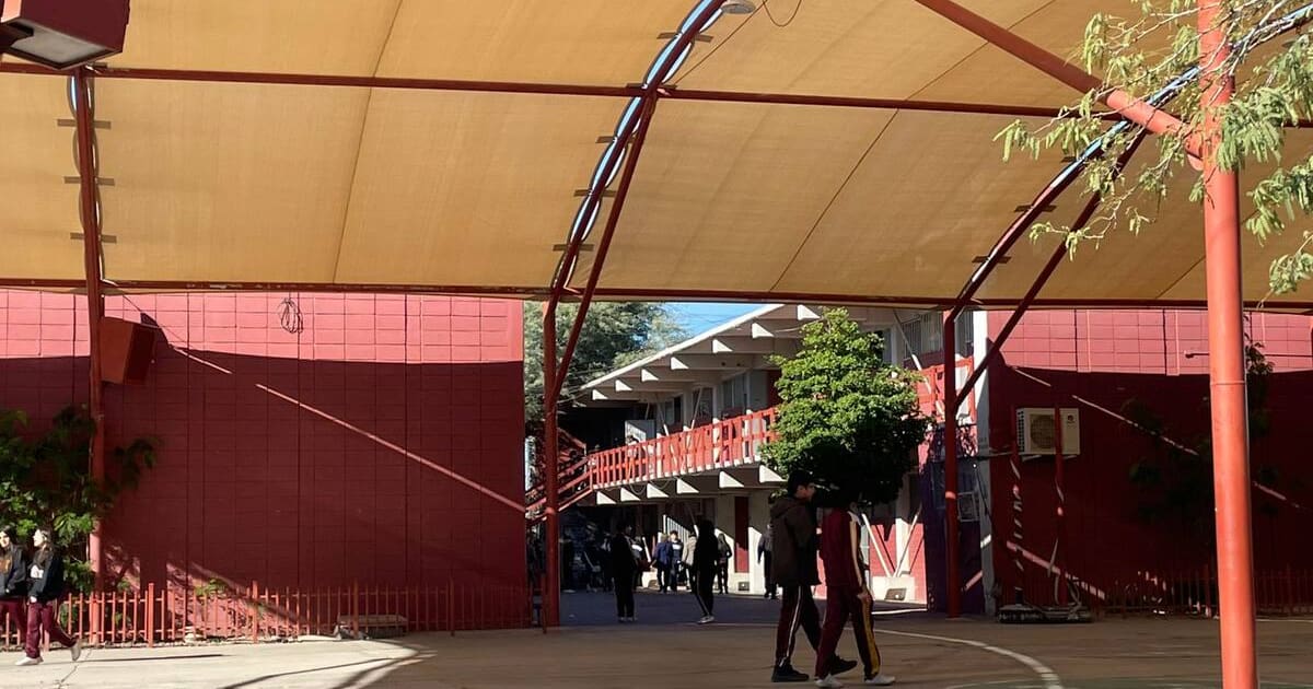 Según OCDE, un 50% de los estudiantes de secundaria en México asiste a escuelas con fallas en infraestructuras