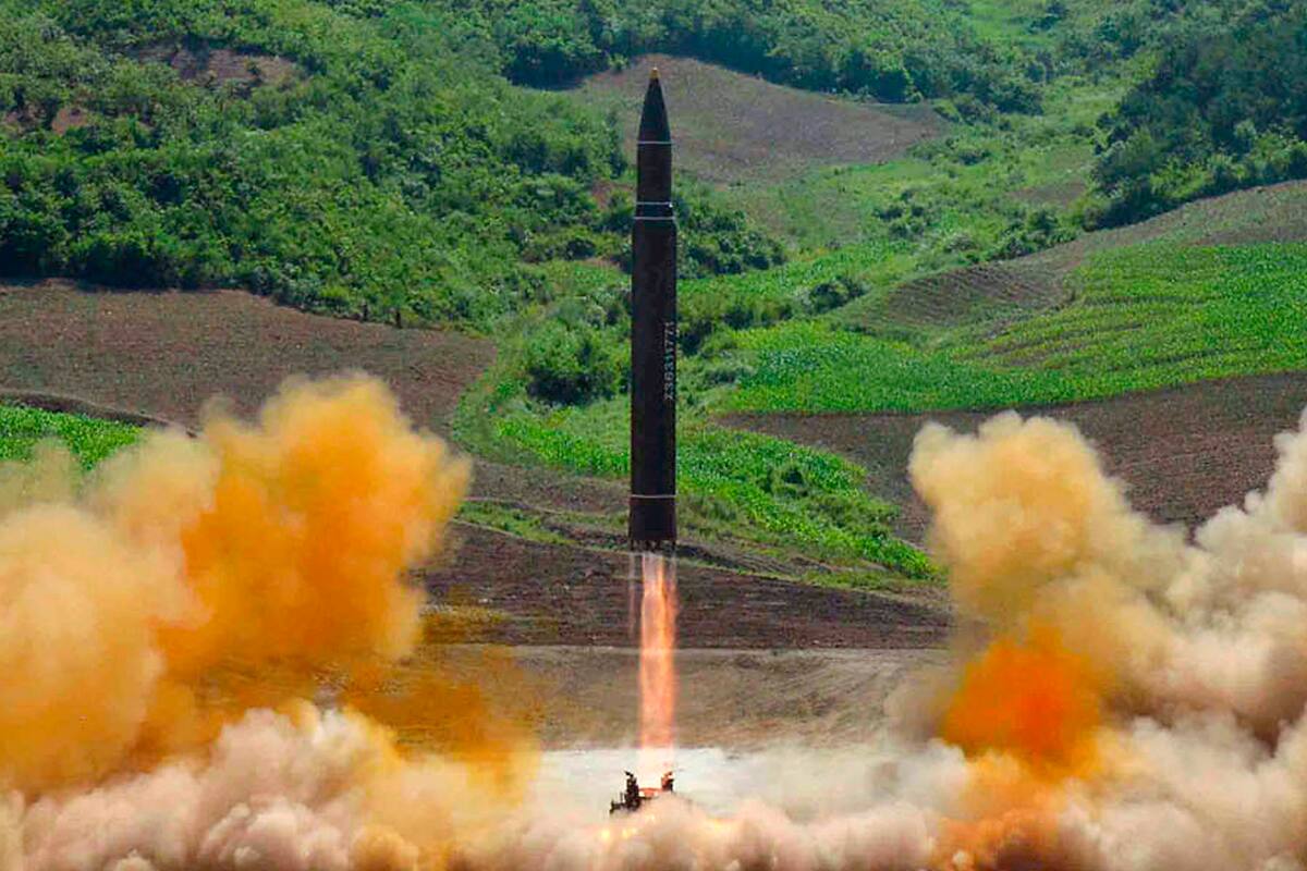 ¿Qué son las armas nucleares tácticas? Una experta en seguridad internacional explica y valora lo que significan para la guerra en Ucrania