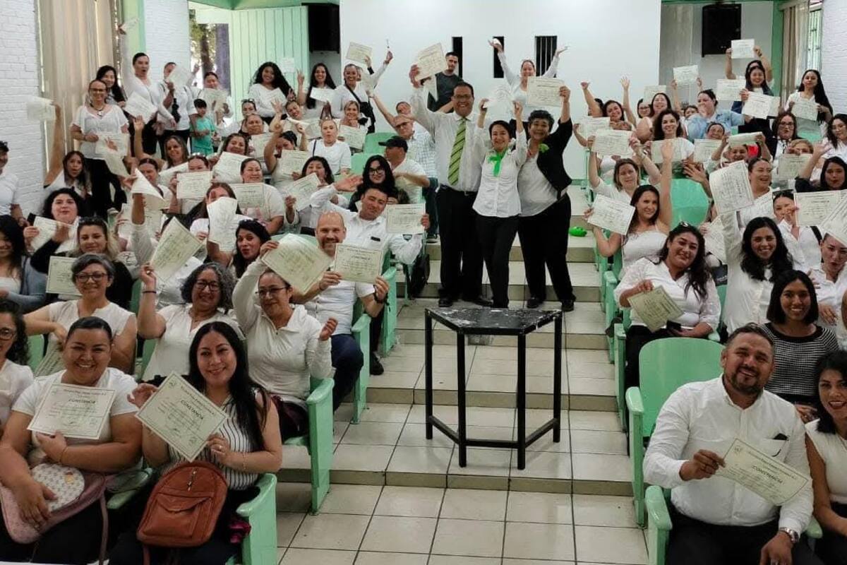 Invitan a talleres de Escuela para Padres