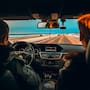 Así puedes enfriar el coche en verano de forma más eficiente: ventila el interior a baja velocidad, activa la recirculación al principio y evita exigir al aire acondicionado con temperaturas demasiado bajas