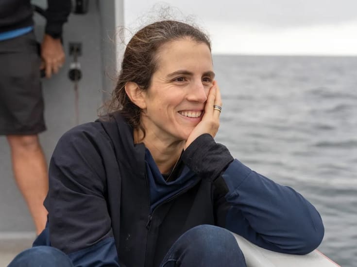 Fallece Tatiana Schlossberg, nieta de JFK y periodista climática, a los 35 años tras batalla pública contra leucemia y críticas a políticas de salud de su primo, Robert F. Kennedy Jr.