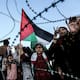 Israel aprueba acuerdo con Hamas para liberar rehenes y frenar el fuego en Gaza