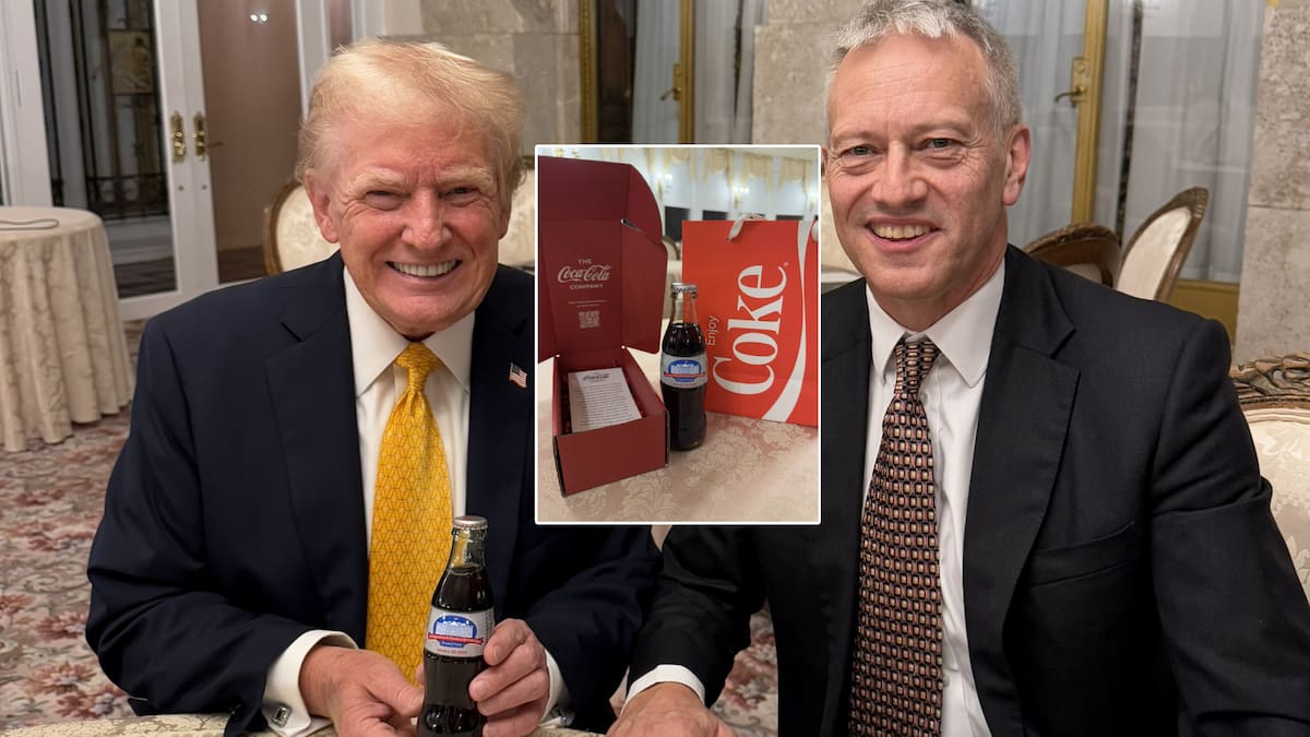 Donald Trump, presidente de los Estados Unidos, junto al CEO de Coca-Cola, James Quincey, en su regreso a la Casa Blanca. | Especial