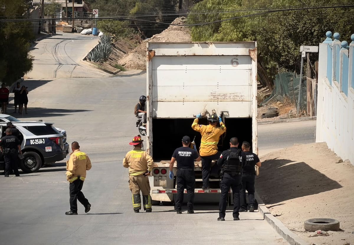 La zona permanece bajo resguardo mientras continúan las labores de inspección, se espera que las autoridades correspondientes proporcionen información sobre el resultado del operativo. Foto: Cortesía / Border Zoom