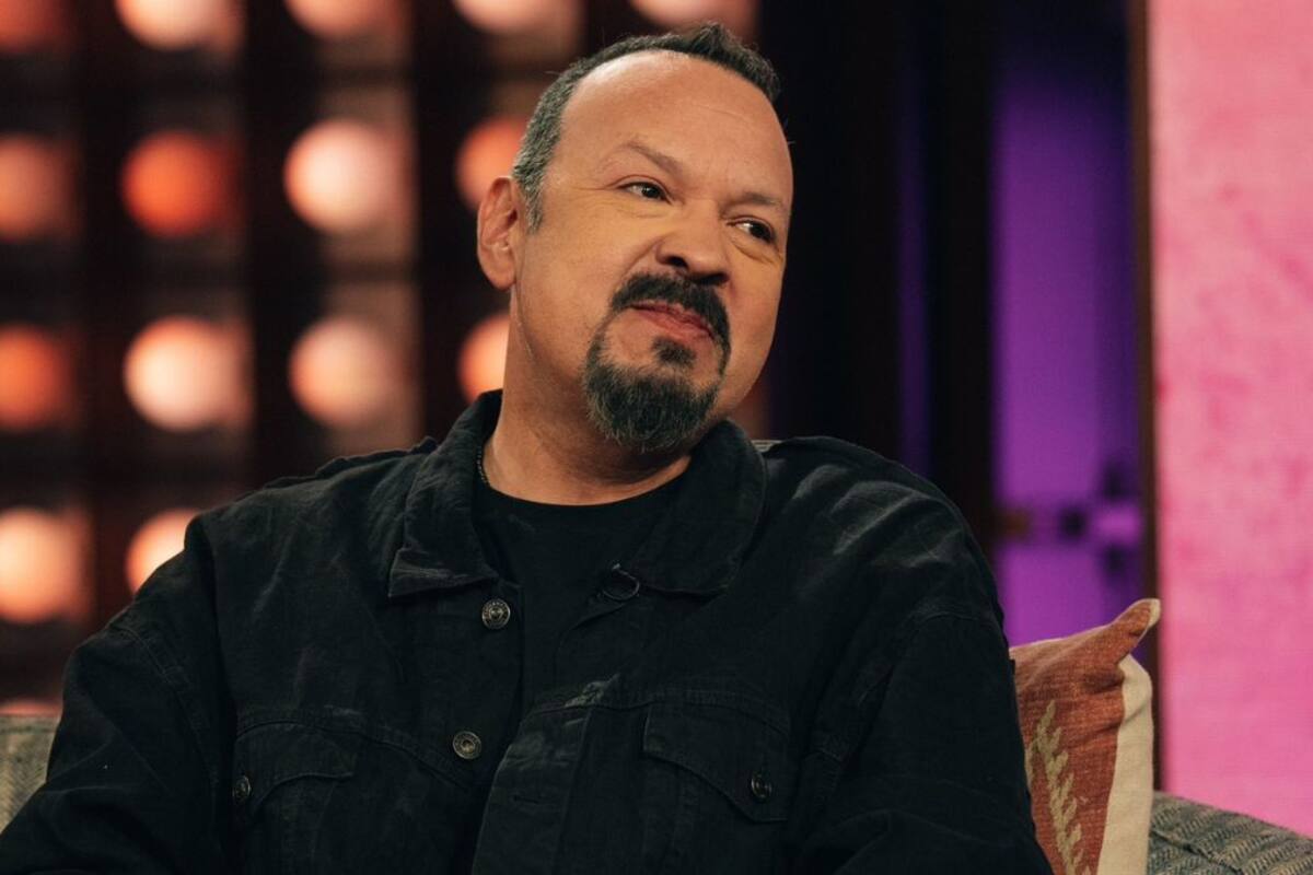 Pepe Aguilar no estaría al tanto de lo que se dice de su familia en redes sociales, según periodista