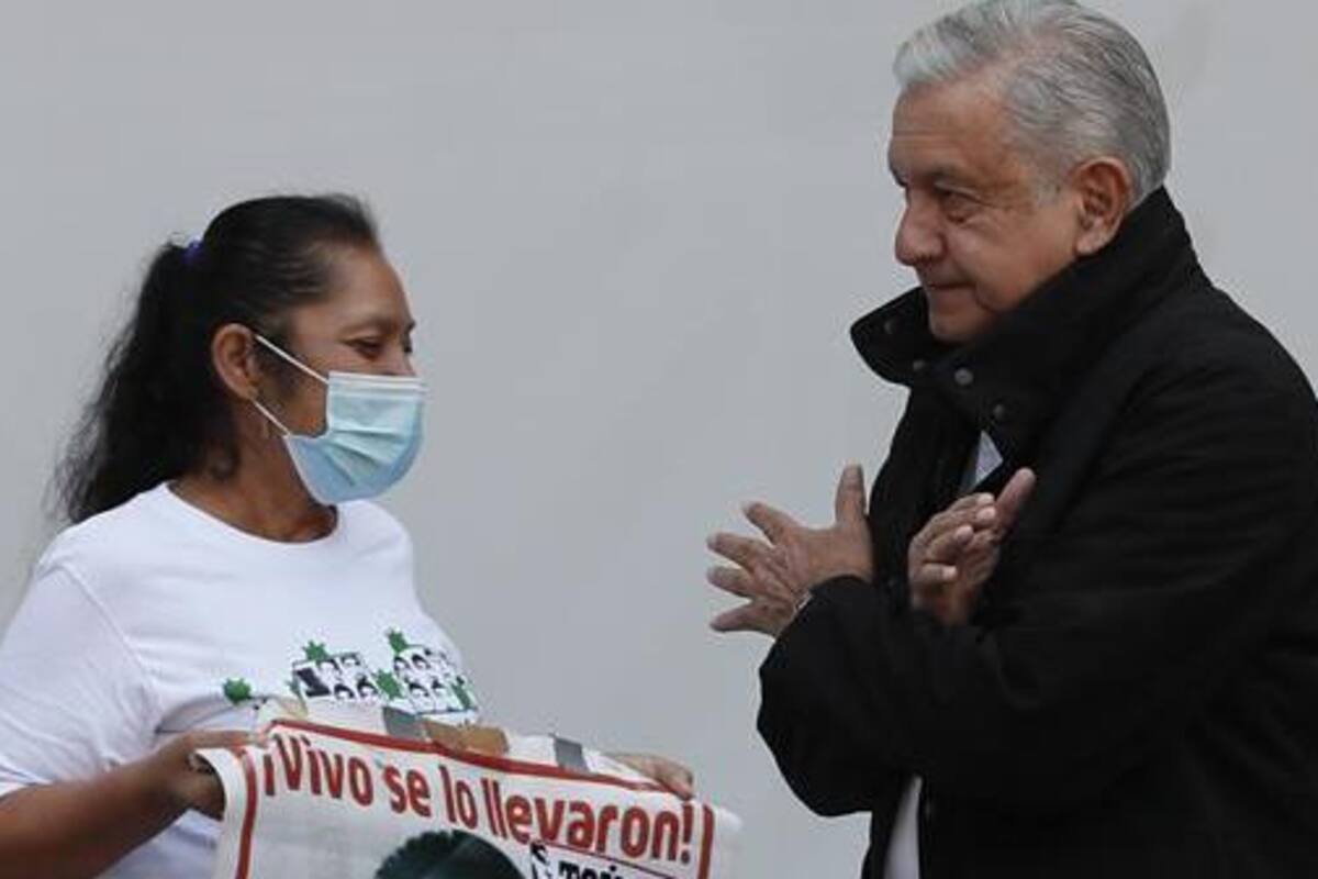 No habrá protegidos en caso Ayotzinapa: AMLO