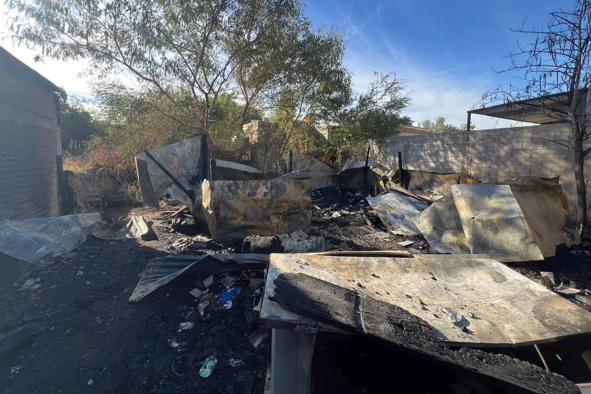 Persona muere calcinada tras incendio en domicilio de Hermosillo
