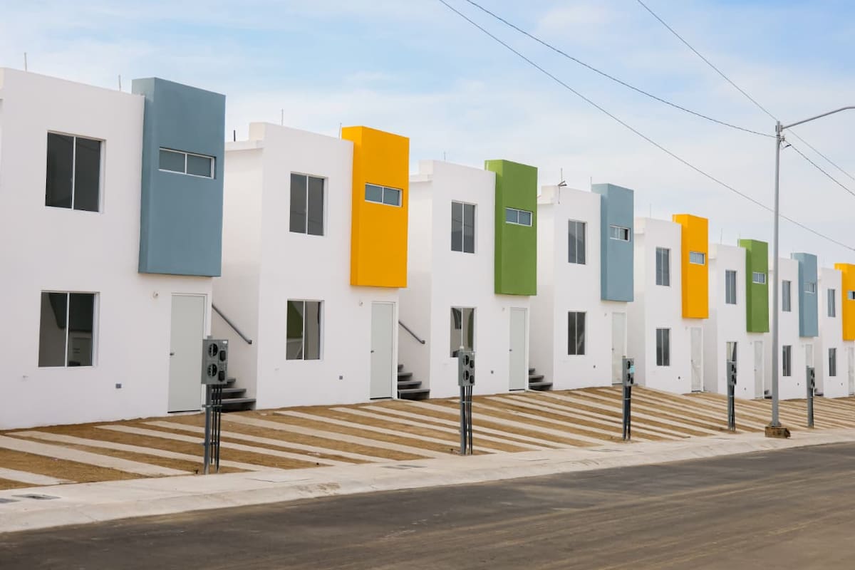 Baja California ofrece 100 becas para obtener licencia de agente inmobiliario