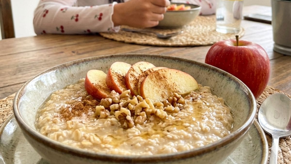 No son solo avena y manzana. Agregamos un puñado de nueces picadas para potenciar los beneficios y proteger el corazón. ¡Este trío es imparable! 💪💚🍎