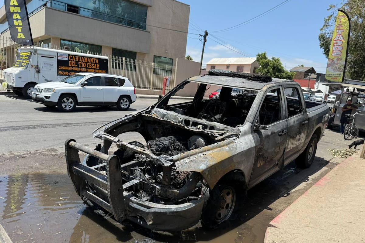 Se incendia patrulla de la Policía Municipal