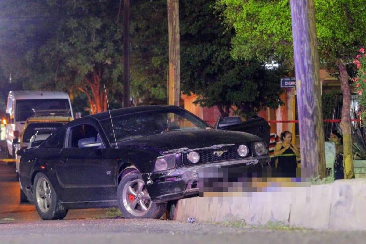 Muere hombre arrollado por auto deportivo en Las Lomas