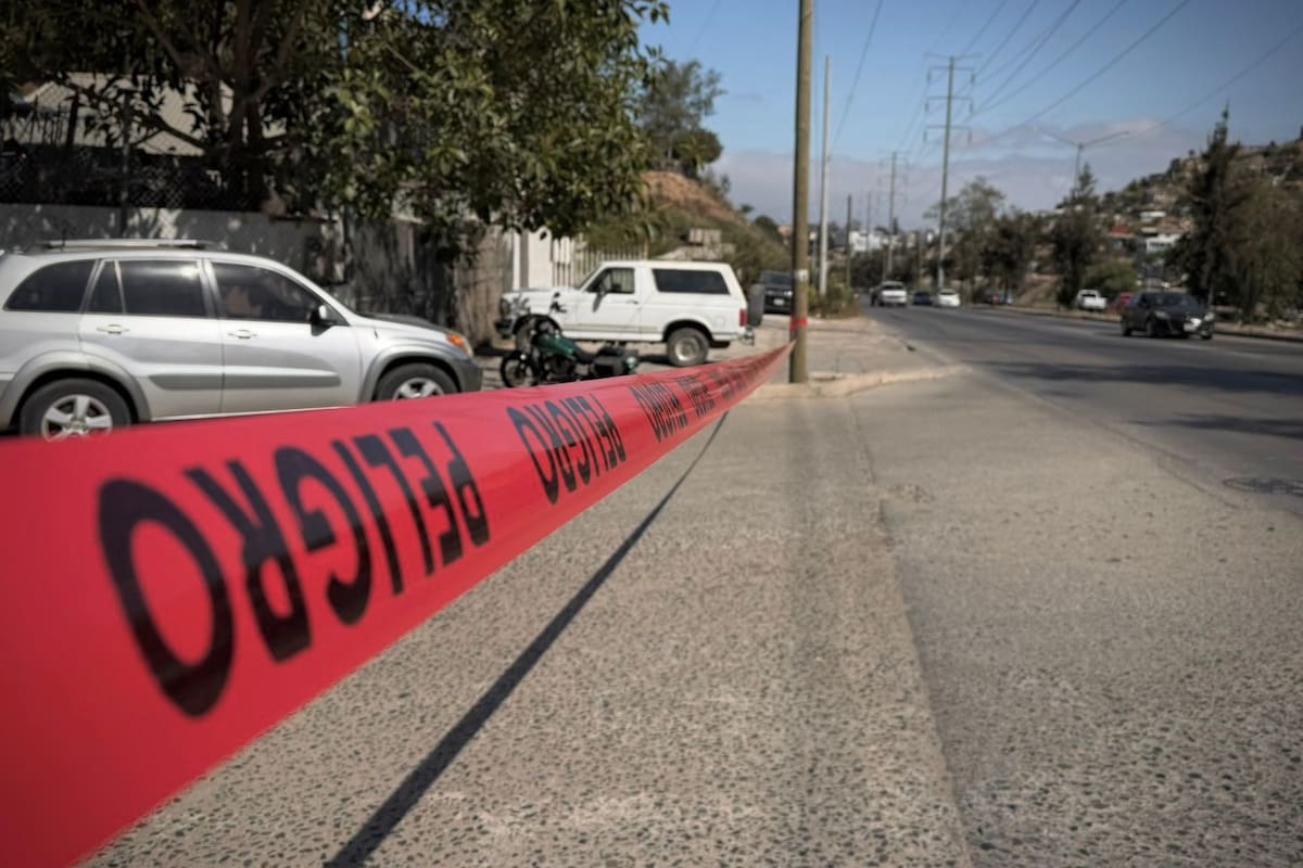 Localizan a un hombre sin vida en la colonia Pedregal de Santa Julia, en Tijuana