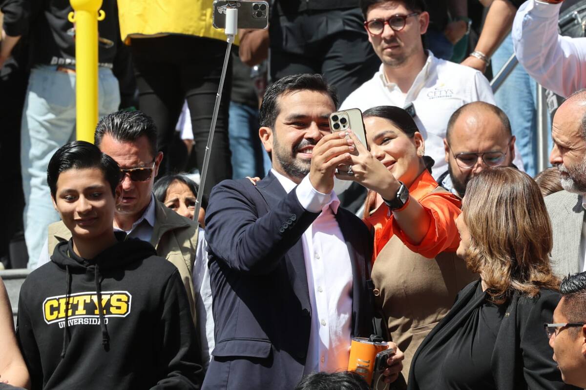 Jorge Álvarez Máynez realiza campaña proselitista en Tijuana.