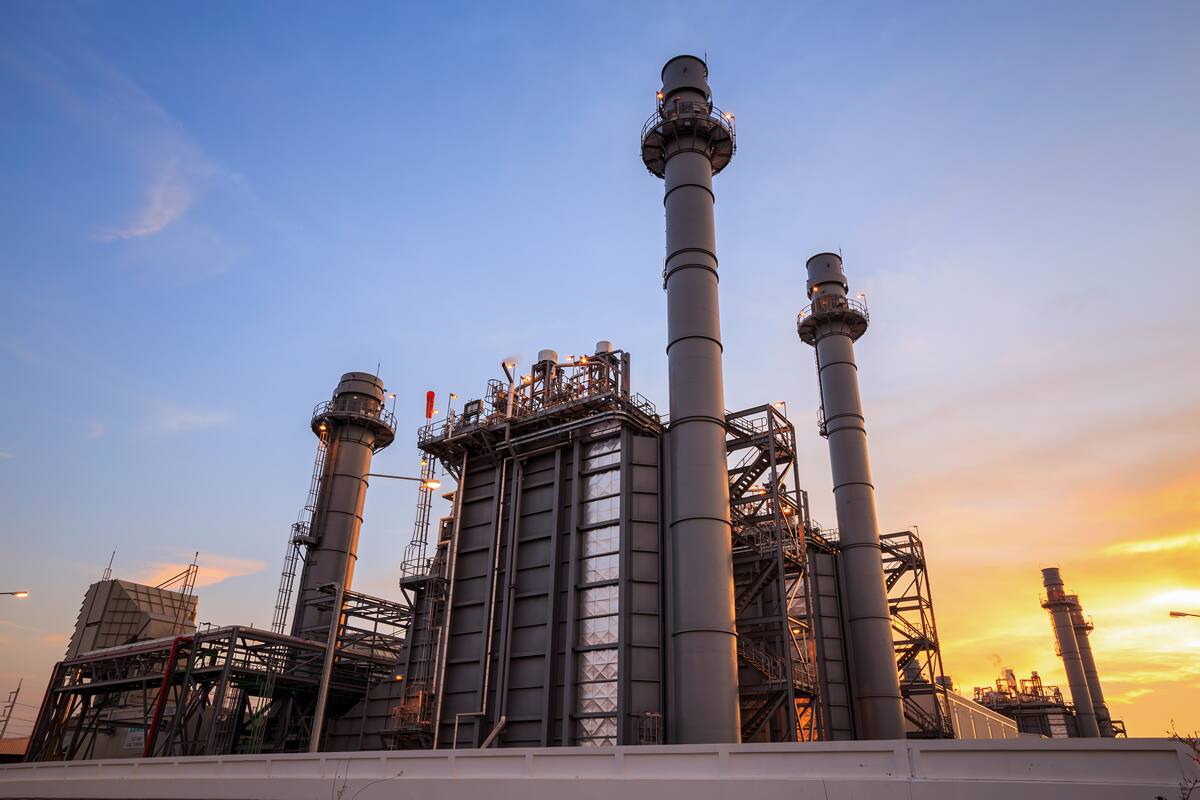 México invierte mil 300 mdd en 5 plantas eléctricas en frontera con EU