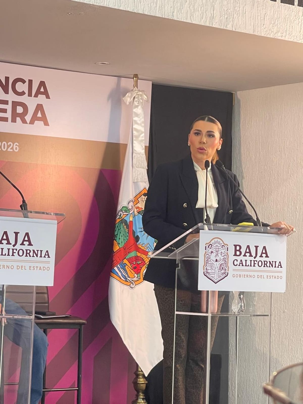 El Gobierno de Baja California informó la activación permanente de la Mesa Estatal de Seguridad y un viraje estratégico tras los hechos; no hubo personas lesionadas y los detenidos están en proceso de judicialización. Foto: Carmen Gutierrez