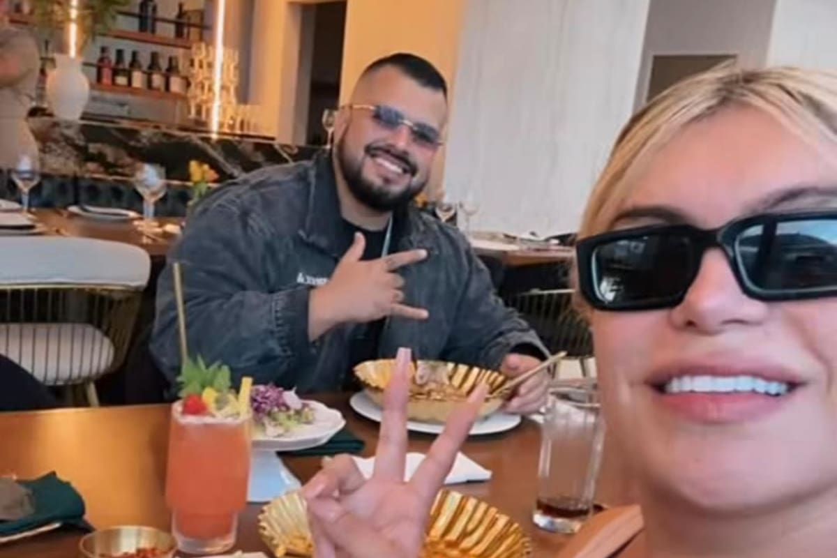 Wendy Guevara se echa su pozolito en Tijuana