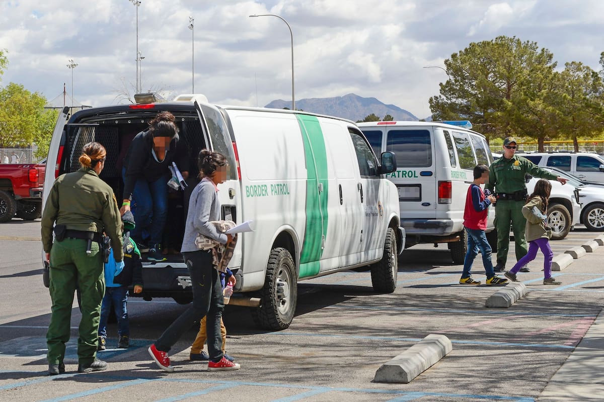 Lanzan acciones para defender a menores migrantes en Estados Unidos