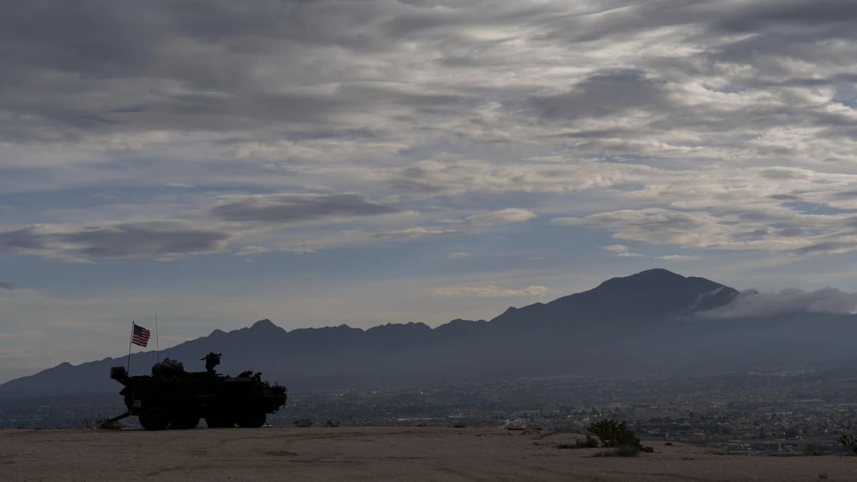 El flujo de migrantes deportados por Nuevo Laredo cayó más del 50% en 2025, mientras que la Embajada de Estados Unidos en México reportó una reducción del 87% en los cruces irregulares en su frontera sur y descensos similares en Centroamérica