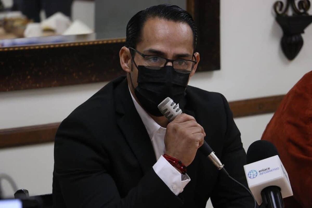 Maestros mantienen paro hasta que les paguen su sueldo